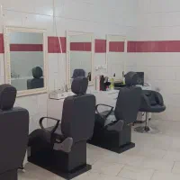 فروش وسایل سالن آرایشی در حد نو