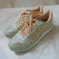 کتونی zx700 سایز ۴۴