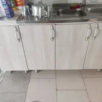 کابینت دست دوم با هود و گاز رو میزی و سینگ