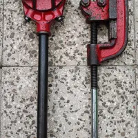 حدیده و لوله بر و گیره و...