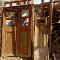 فروش درچوبی باقدمت بالا