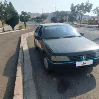پژو مشکی مدل82