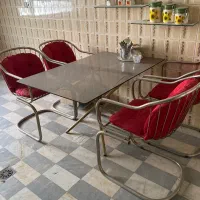 میز و صندلی غذا خوری