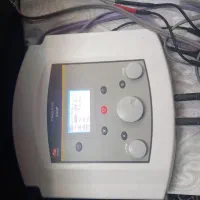 فیزیوتراپی و کاردرمانی در منزل