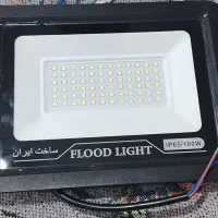 پروژکتور مهتابی