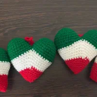 دستبافت پرچم عزیزمان به صورت قلب