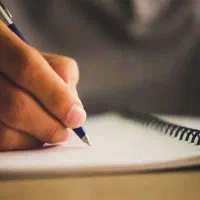 استخدام مولف کتب آموزشی مدرسه ای