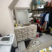 ست مبل و تخت چستر کرم رنگ
