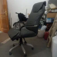 صندلی مدیریت بزرگ