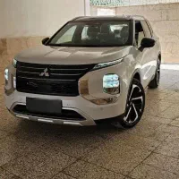 میتسوبیشی اوتلندر ،hline دو دف