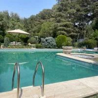 سرایدار و نظافت منزل