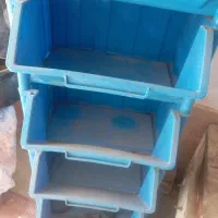 دوعدد میز یکی چوبی یکی اهنی|میز تحریر و کامپیوتر|سبزوار, همت|دیوار