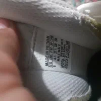 کتونی شیری سایز ۳۷ نیم|کیف، کفش، کمربند|اسلامشهر, شهرک مفیدی|دیوار