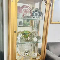 گنجه و میز ناهار خوری