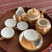 قوری عتیقه ژاپنی|کلکسیون اشیاء عتیقه|اصفهان, آبشار|دیوار