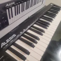 میدی کنترلر alesis q49 mk2 در حد نو
