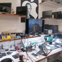 تعمیرات موبایل  (مهندسی  و دقیق)