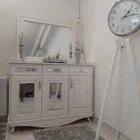 کنسول و آینه سفید (بوفه)