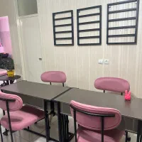 اجاره میز ناخن و تخت مژه