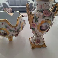 دوعدد گلدان ویک شکلات خوری قدیمی|صنایع دستی و سایر لوازم تزئینی|اصفهان, شاهد|دیوار