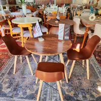 میز و صندلی 4 نفره فایبرگلاس نشکن پایه ایفلی