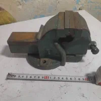 دنیای  گیره رومیزی فولادی و آنتیک خارجی