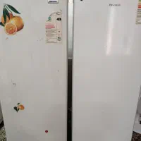 دو عدد یخچال و فریزر ویک یخچال
