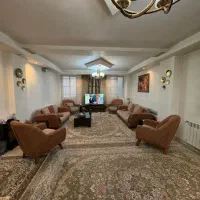 ۱۳۲ متر / سند تک‌ برگ (وام دار) / پشت شهرداری