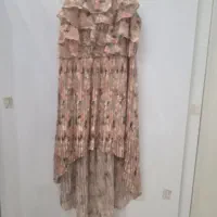 لباس|لباس|مشهد, فارغ التحصیلان|دیوار