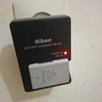 دوربین نیکون d3400 به همراه لنز ۷۰ .۳۰|دوربین عکاسی و فیلم‌برداری|شیراز, فضل‌آباد|دیوار