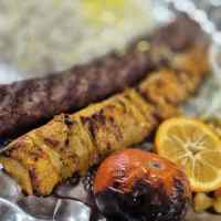 کمک اشپز اقا جهت کار در رستوران