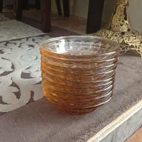 تعدادی لوازم خانه و آشپزخانه