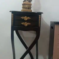 میز تلفن با مجسمه