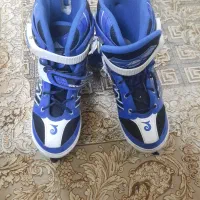 کفش اسکیت درحدنو