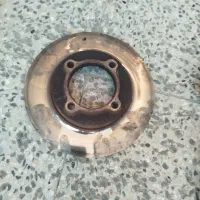 یک عددکمک جلو ویک عدد کمک عقب ودیسک ترمز پراید