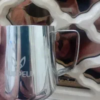 تعدادی لوازم شخصی و منزل لیوان و فلاکس و ...