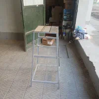 چها ر پایه فلزی محکم