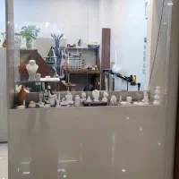 فروش میز و ویترین کارگاه طلا و نقره سازی