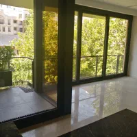 104 متر برج باغ کامرانیه، زیر قیمت