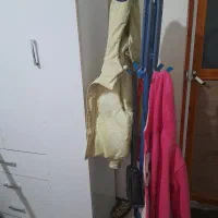 جالباسی ایستاده