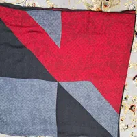 فروش روسری و لباس در حد نو و نو