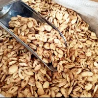 تخمه کدو  ( دو آتیشه ) ۵۳۰/۰۰۰    نمکی / دو آتیشه