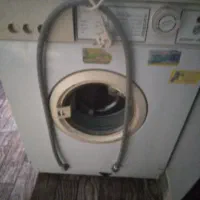 لباسشوی سالم تمیز بیدونه حرات|ماشین لباسشویی و خشککن لباس|بومهن, |دیوار