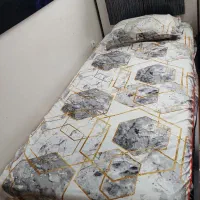 تخت و میز کامپیوتر|تخت و سرویس خواب|تهران, نارمک جنوبی|دیوار