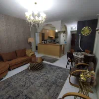۷۰ متر//۲خوابه//طبقه همکف