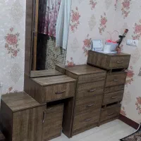 ست میز آرایش، آینه و دراور