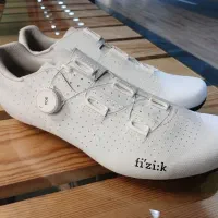 کفش کورسی Fizik