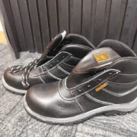 پوتین کار نو|کیف، کفش، کمربند|رشت, بلوار گیلان|دیوار