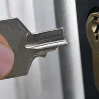 کلید سازی قفل‌ساز کلیدساز قفل سازی سیار شبانه روز