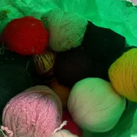 نخ گلیم و جورجین|لوازم خیاطی و بافتنی|قم, امامزاده ابراهیم|دیوار